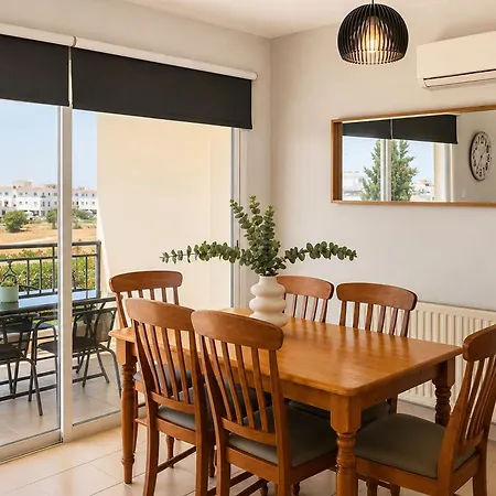 Skylight By Staycom Apartament